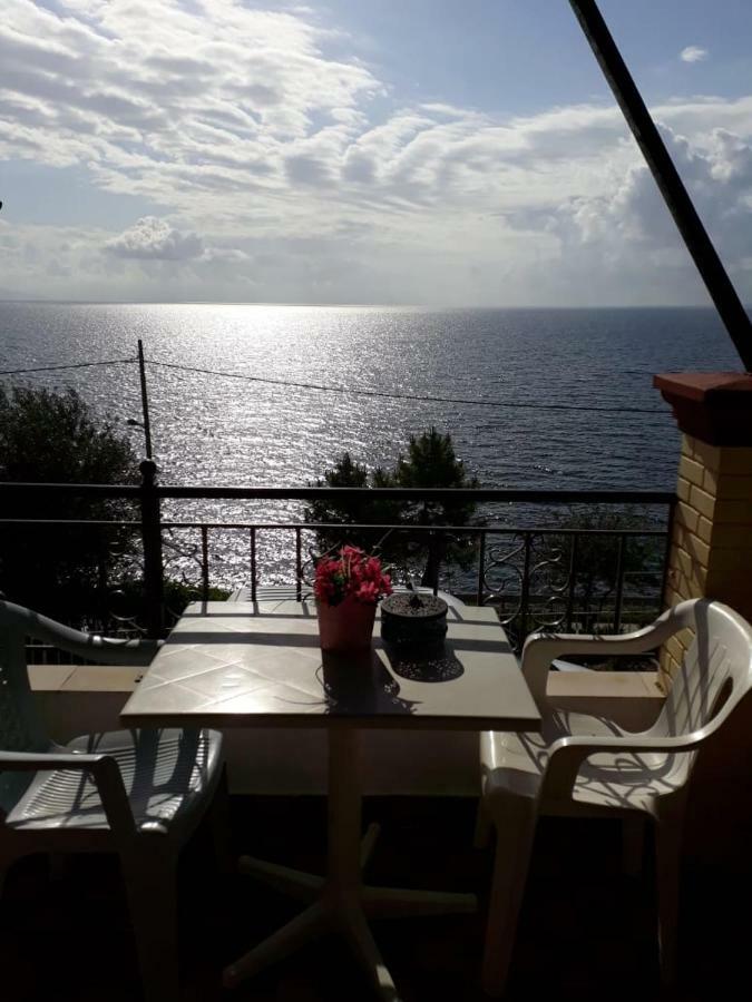 Sol E Mar Sea Side View Guesthouse Pérama Exterior foto